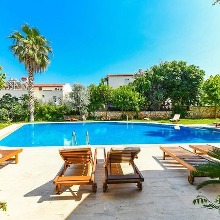 Apartamento Duplex House With Shared Pool Near Beach In Kalkan Exterior foto