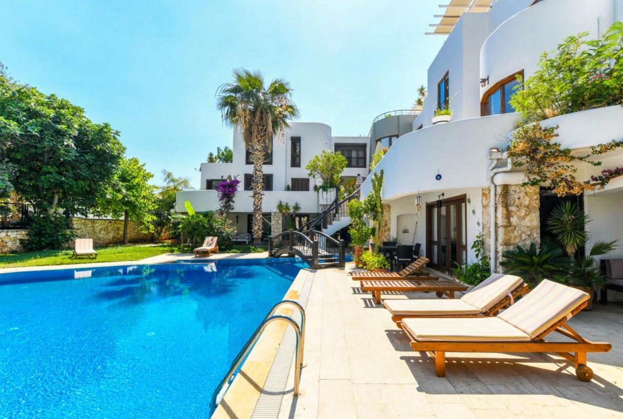 Apartamento Duplex House With Shared Pool Near Beach In Kalkan Exterior foto